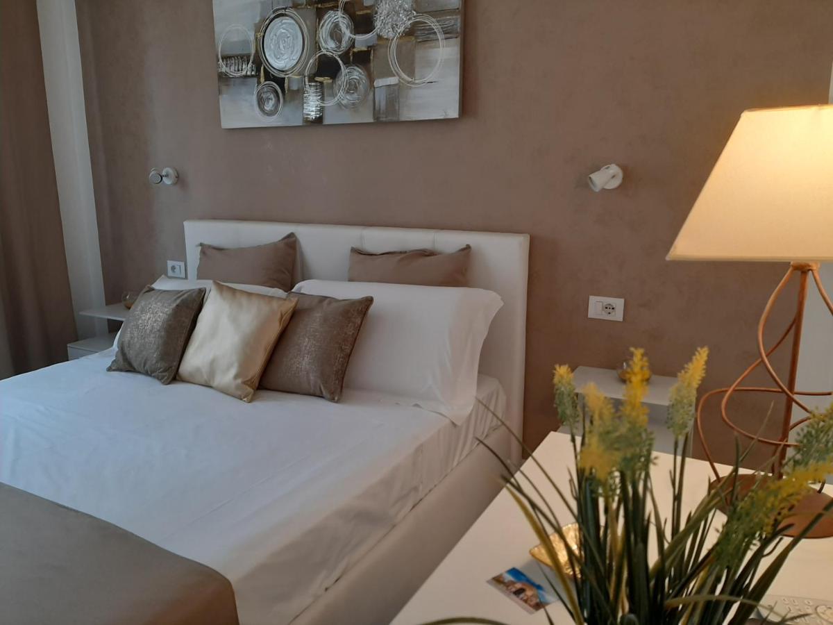 Politeama Center Bed & Breakfast Palermo Exterior photo